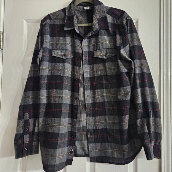 Scotch and Iron Button Down Shirt - Picture 1 of 3
